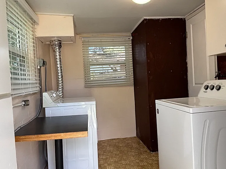 8567 Ridge Rd — Photo 8