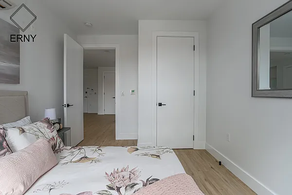 Rented by ERNY LLC | media 38