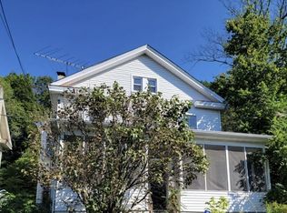 30 High St, Blairstown, NJ 07825