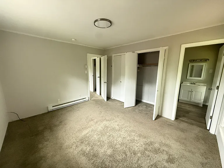 940 Myrtle Rd #4 — Photo 8