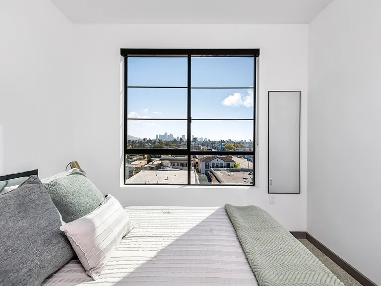 3621 Venice Blvd #403 — Photo 14