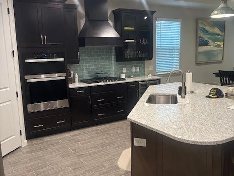 1120 Tropics Ave — Photo 13