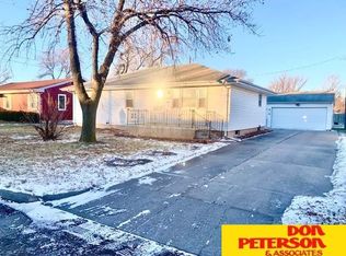 1135 Michael St, Fremont, NE 68025