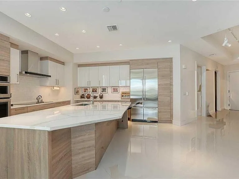 111 S Pineapple Ave #1210 — Photo 13