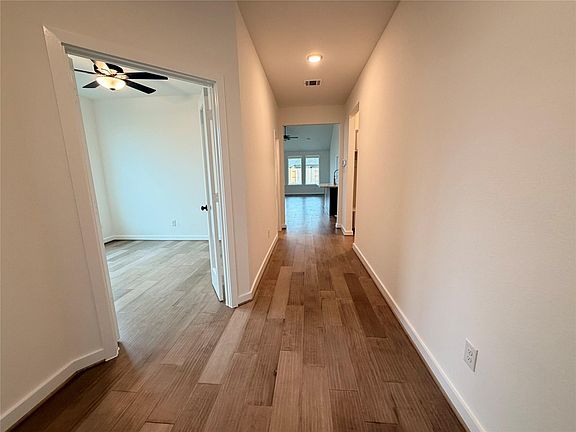 2nd image of 7410 Birch Thistle Ln