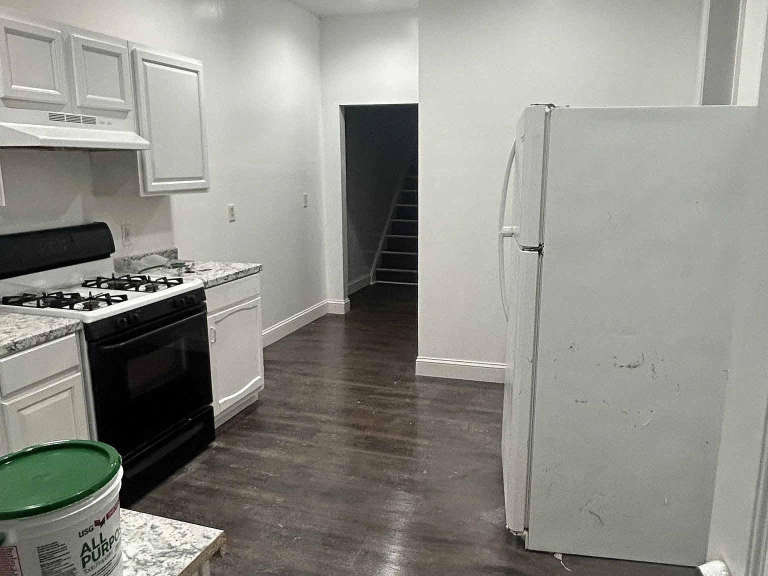 4 bed, 1.5 bath, 2264 sqft, $1,700 — Photo 3