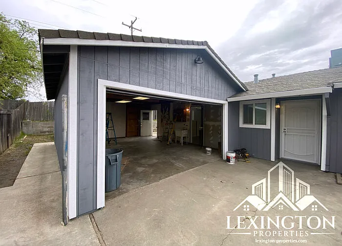 3 bed, 2.0 bath, 1080 sqft, $2,550 — Photo 4