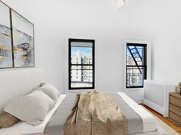 4th image of 4260 Broadway APT 504