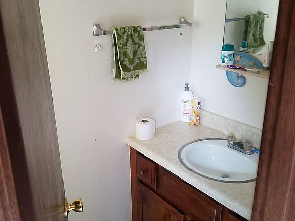 3BR Main Level 1/2 Bath