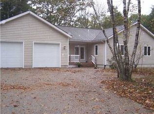 7 Steam Mill Rd, York, ME 03909