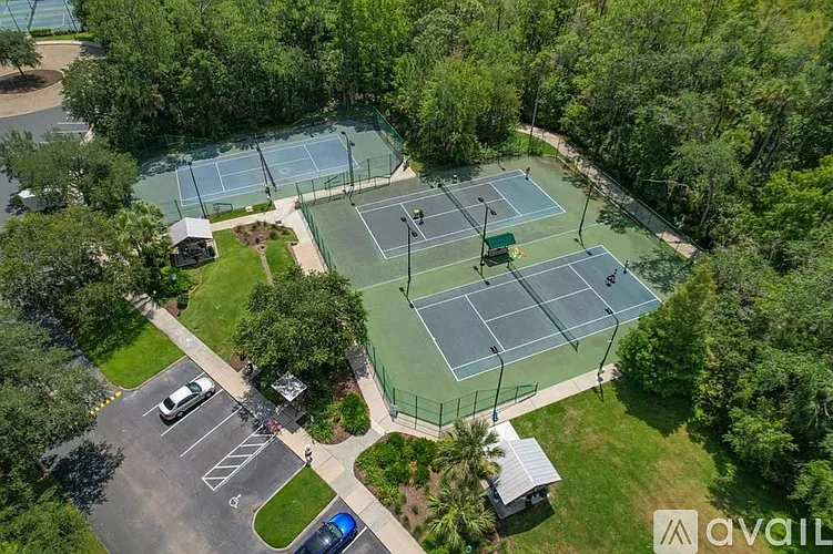 407 Iris St — Photo 96