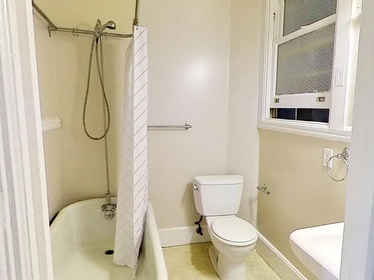 512 Frederick St #3 — Photo 3