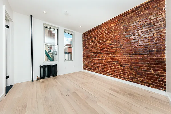 Rented by HCRE | media 1