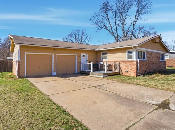 503 Charles Ave, Mulvane, KS 67110