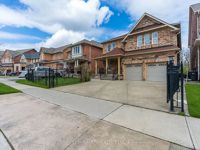 94 Bayhampton Dr #UPSTAIRS — Photo 3