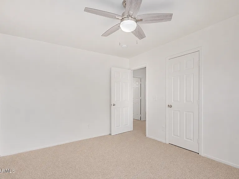 11836 W Rosewood Dr — Photo 16