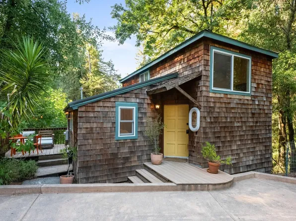 152 1st Street, Camp Meeker, CA 95419