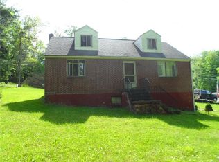 10829 Guffey Rillton Rd, Rillton, PA 15678