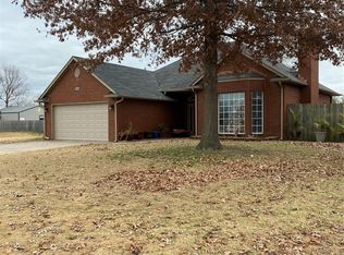 3413 Jeannie Ln, Muskogee, OK 74403