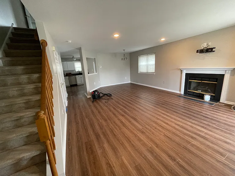 906 Fitch Ct — Photo 12