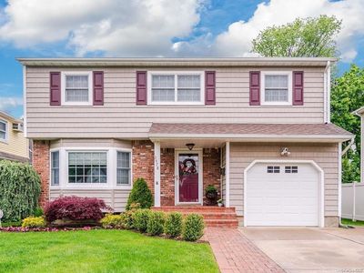 2478 Rockville Centre Parkway, Oceanside, NY, 11572
