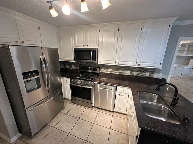211 Clark Farms Rd — Photo 10