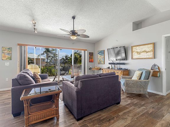 5th image of 115 Gulf Winds Ln