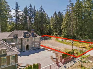 2810 138th St, Surrey, BC V4P 1T6