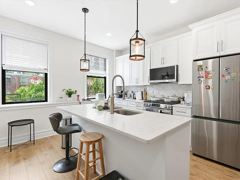 155 Grand St #2 — Photo 7