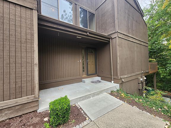3rd image of 2109 Brookhurst Ave #D