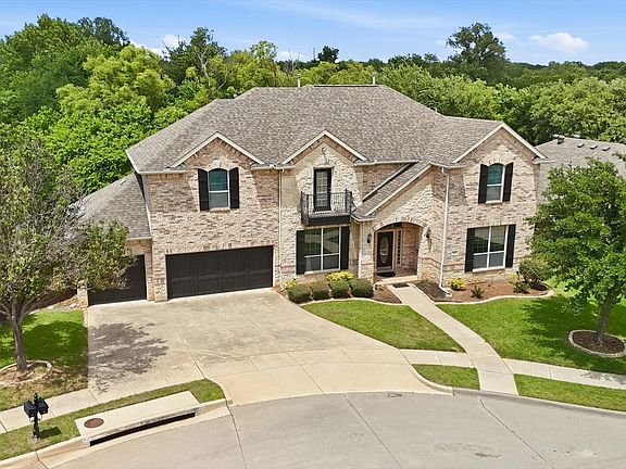 2nd image of 201 Fountainview Dr