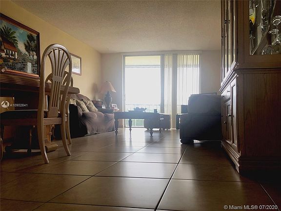3rd image of 9820 S Hollybrook Lake Dr APT 307
