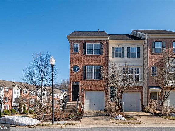 2nd image of 8129 Mississippi Rd