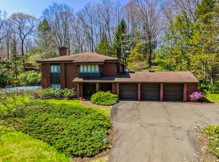42 Andrews St, Southington, CT 06489