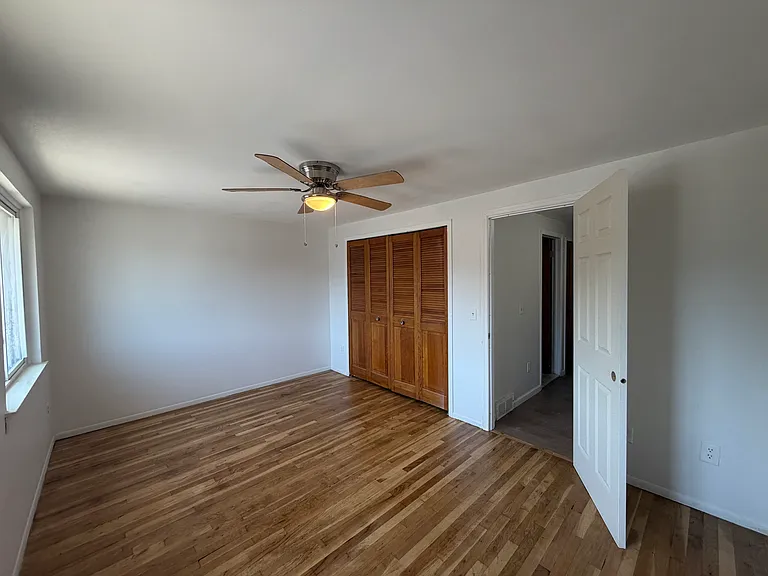 4446 Fifteen Mile Rd — Photo 21