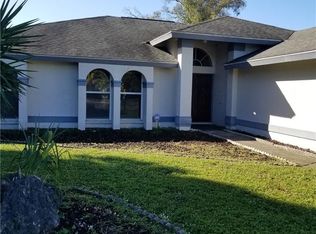 5821 Poetry Ln, North Fort Myers, FL 33903
