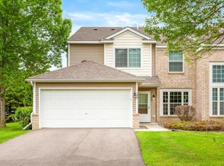 394 Wilderness Dr, Chaska, MN 55318