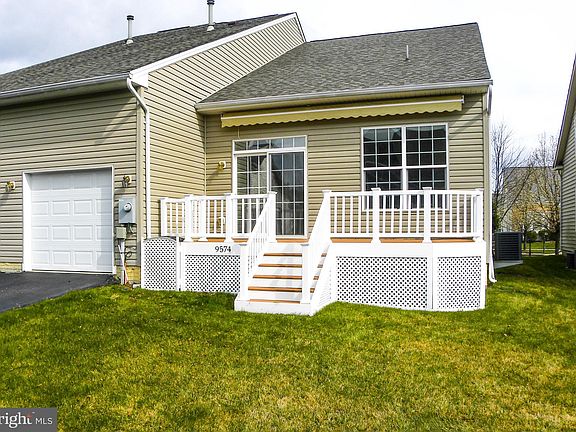 2nd image of 9574 Fintry St