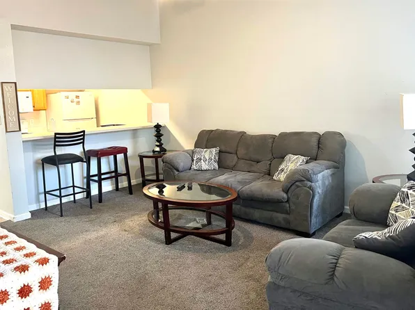 2738 W Tharpe St APT 802, Tallahassee, FL 32303