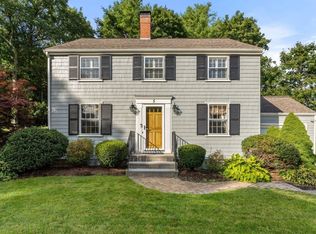 5 Ivy Rd, Wellesley, MA 02482