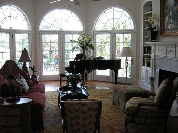 Greatroom with fireplace