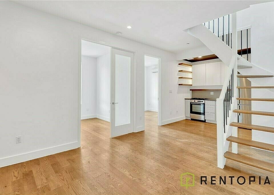 1st image of 85 Montrose Ave #1G