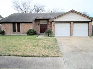 1811 Hanbury Ct, Sugar Land, TX 77498