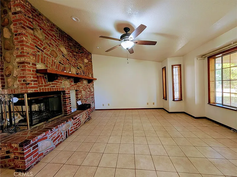 2828 W Avenue O8 — Photo 10