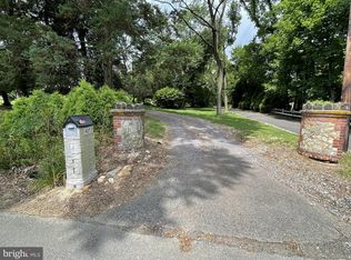 437 Bridgeboro Rd, Moorestown, NJ 08057