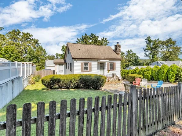 337 Rockledge Road, Mahopac, NY 10541