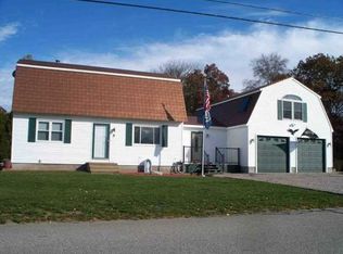 5 Saundra Dr, Westerly, RI 02891