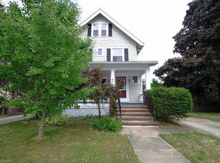 2645 S Taylor Rd, Cleveland Heights, OH 44118