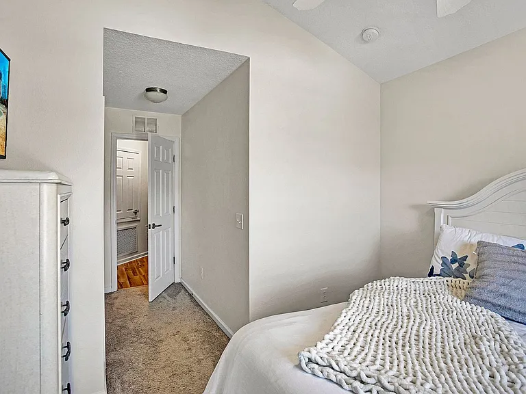 13255 Stone Pond Dr — Photo 20