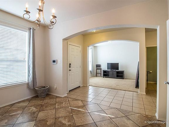 2nd image of 1416 Carrigan Ln
